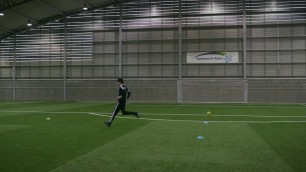 'm-station Football Training | Physical Drills | Acceleration and turning'