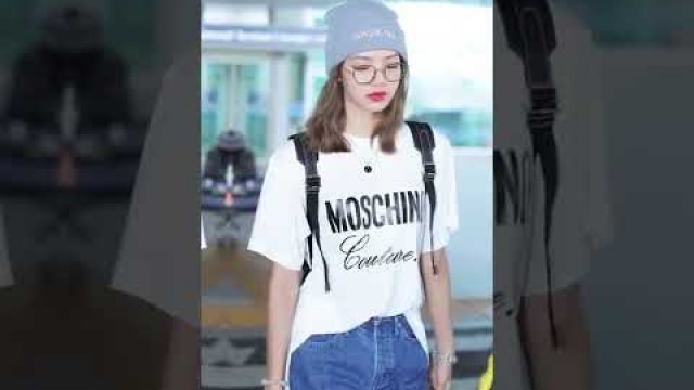 'Lisa\'s Airport fashion #short 1'