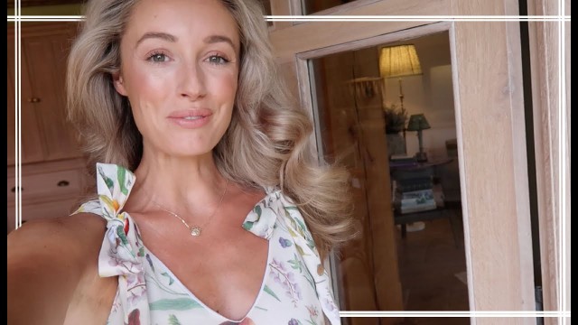 'SUMMER COOKING, MY GREENHOUSE ARRIVES + KITCHEN GARDEN RECIPES // Fashion Mumblr Vlogs AD'