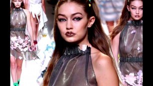 'Gigi Hadid flashes nipples clearly'