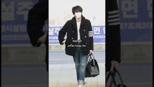 'Rating Jin\'s airport fashion 