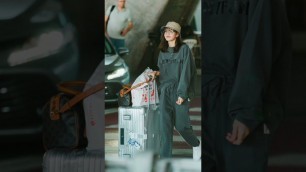 'Lisa airport fashion #music #blink #songs #viral #kpop #lisa #blakpink'