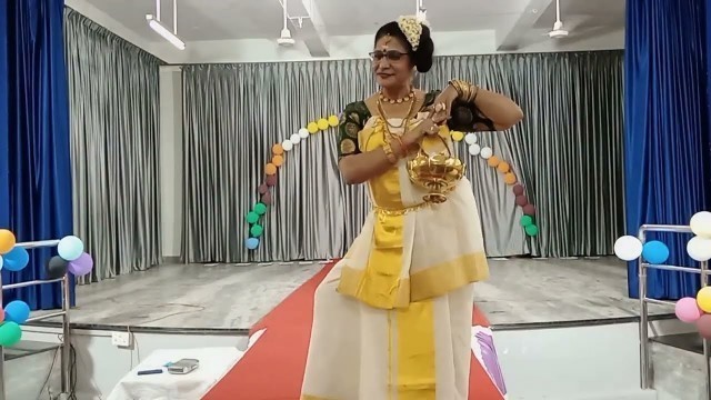 'New Year Celebration Song Dance Fashion Show YWCA പ്രാർത്ഥന, പാട്ട്, ഡാൻസ്,  ഫാഷൻ ഷോ,  മീറ്റിംഗ്'