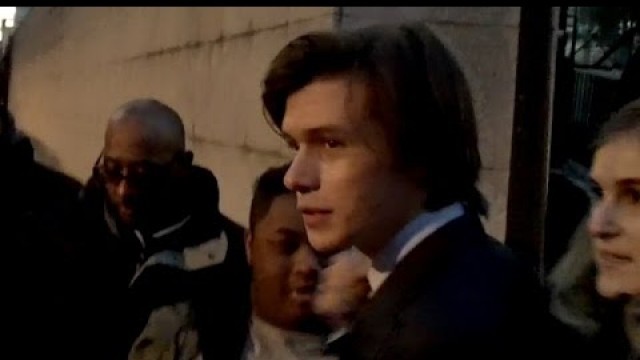 'Nick ROBINSON @ Paris 21 january 2016 Fashion Week Show Vuitton The 5th Wave'