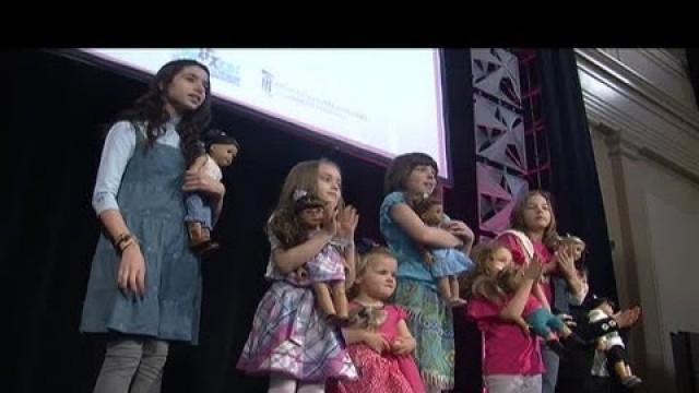 'American Girl fashion show offers hope'