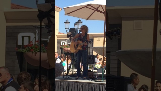 'Fashion Island Mall Orange County girl and Guitar 3'