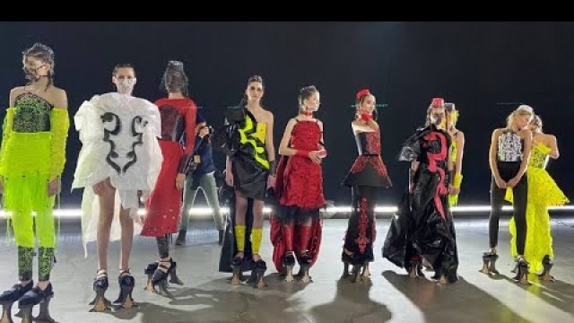 'Ukrainian Fashion Week  qırımtatar örnekli urba kollektsiyasını tanıttı'