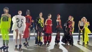 'Ukrainian Fashion Week  qırımtatar örnekli urba kollektsiyasını tanıttı'