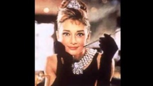 '20 Timeless Style From Audrey Hepburn'