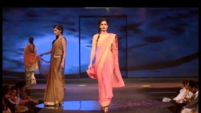 'MANTHAN CREATION BY MADHUPRIYA GROUP SURAT DREAMS FASHION THRILLS KOLKATTA'