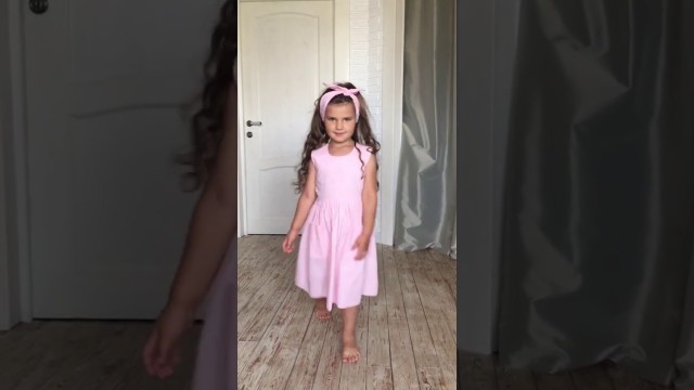 'Cute little girl dress up dresses'