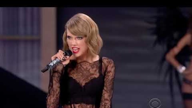 'Taylor Swift - Style (Victoria\'s Secrets 2014) (Upscale) UHD 4K'