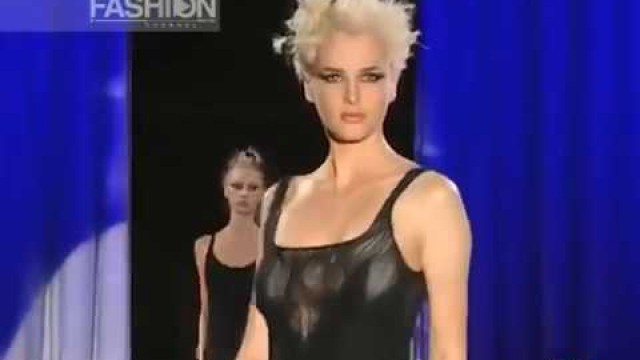 'GIANNI VERSACE Spring Summer 1997 Milan - Fashion Channel'