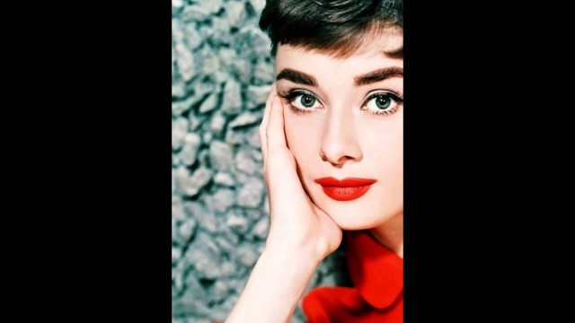 'my favourite fashion icon:audrey hepburn'