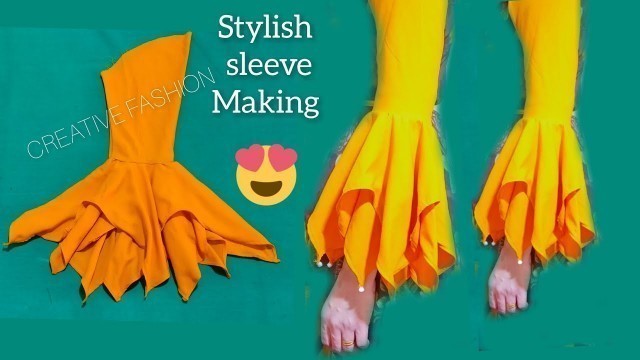 'Flower style bell sleeve design हिंदी मे'