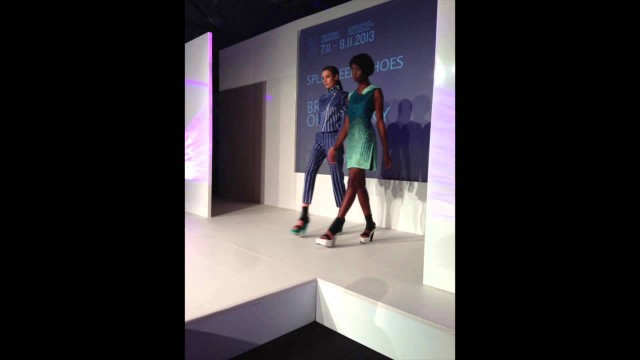 'A 3D Printed Fashion Show in 24 Seconds'