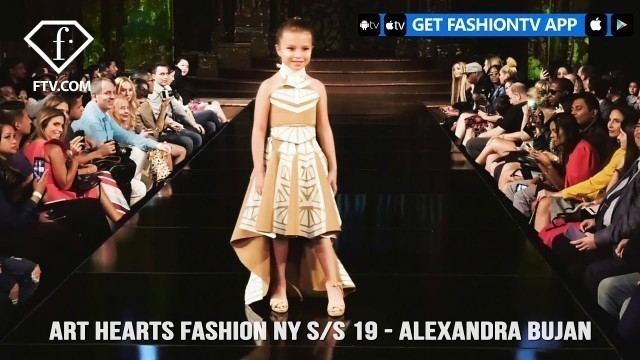 'Art Hearts Fashion NY S/S 19 - Alexandra Bujan | FashionTV | FTV'