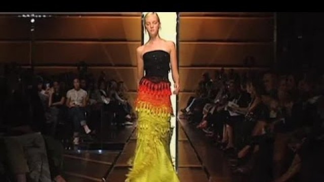 'GIANFRANCO FERRÈ Fashion Show Spring Summer 2007 Milan by Fashion Channel'