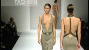 'CALLAGHAN Spring Summer 1997 Milan 4 of 4 - Fashion Channel'