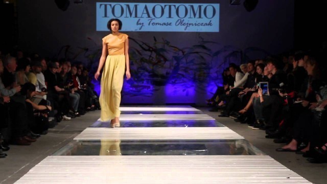 'Vancouver Fashion Week - Tomaotomo'