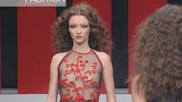 'VALENTINO Fall 1999 2000 Paris - Fashion Channel'